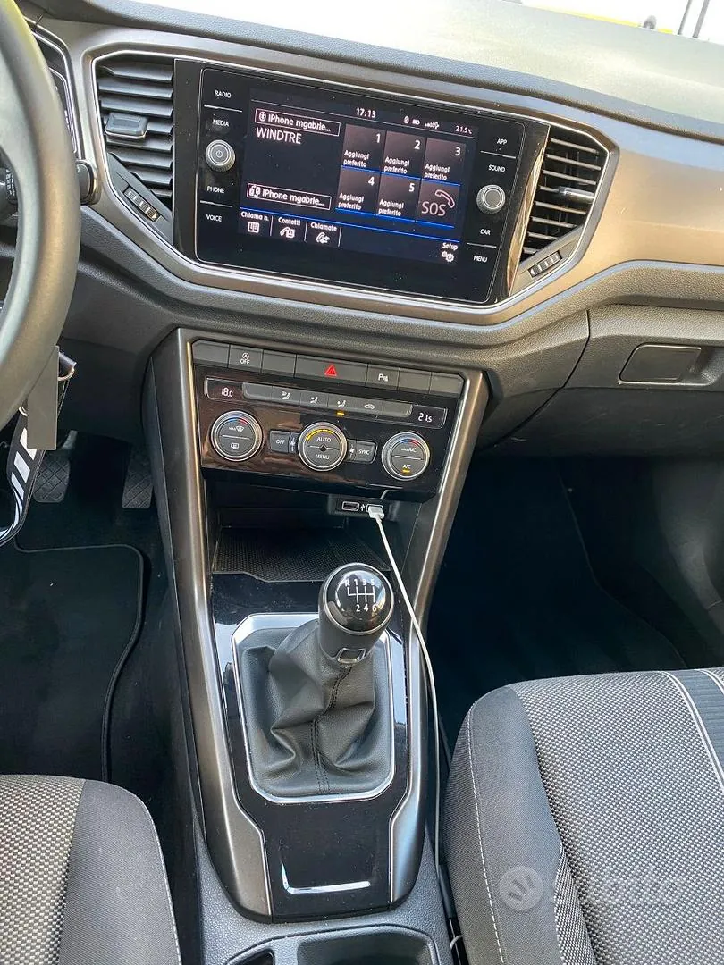 Volkswagen T-Roc 2018 photo 4