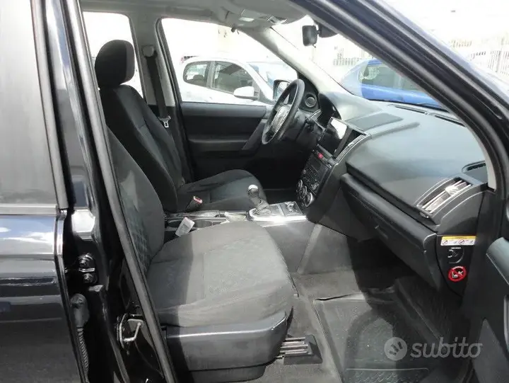 Land Rover Freelander 2008 photo 4