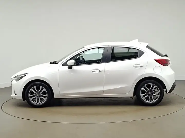 Mazda Mazda2 2019 photo 4