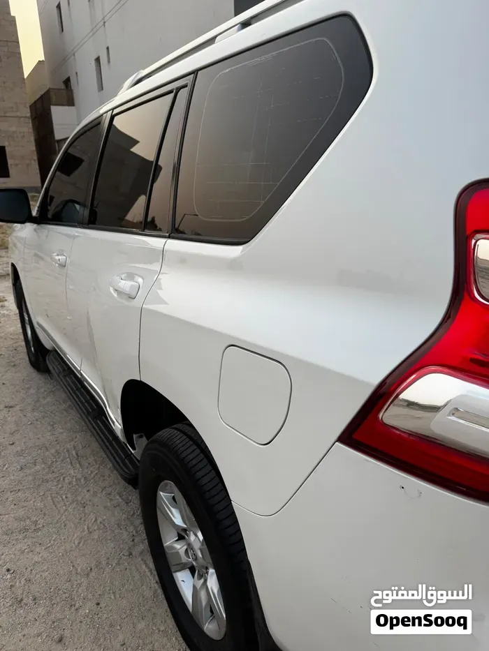 Toyota Prado 2016 photo 2