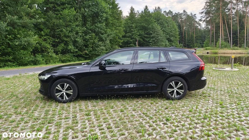 Volvo V60 2019 photo 2