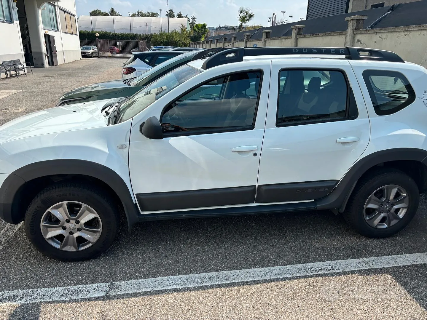 Dacia Duster 2017 photo 2