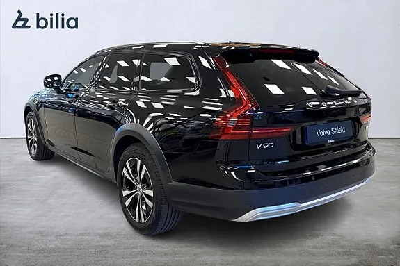 Volvo V90 Cross Country 2022 photo 2