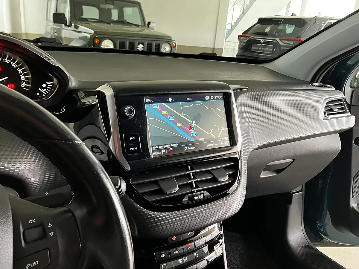 Peugeot 2008 2018 photo 2