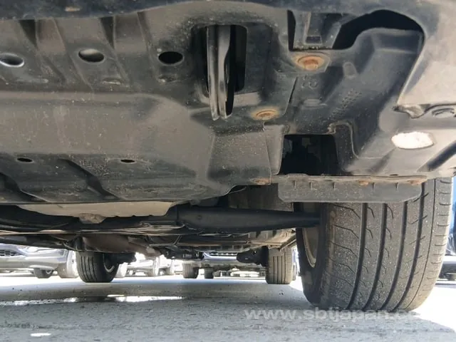 Toyota Voxy 2012 photo 4