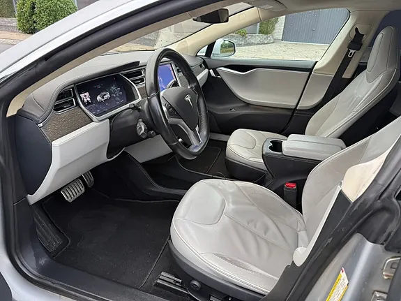 Tesla Model S 2014 photo 5