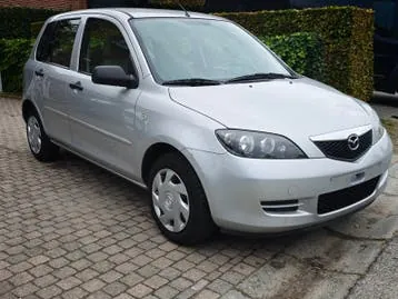 Mazda 2 2007 photo 3