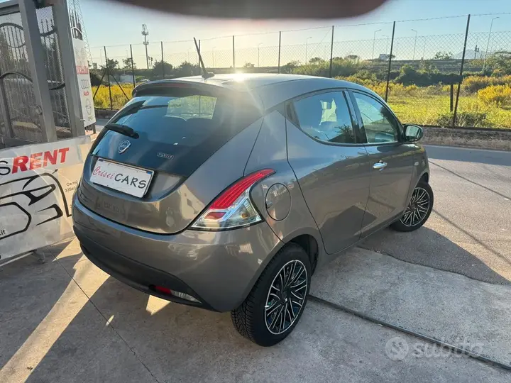 Lancia Ypsilon 2022 photo 5