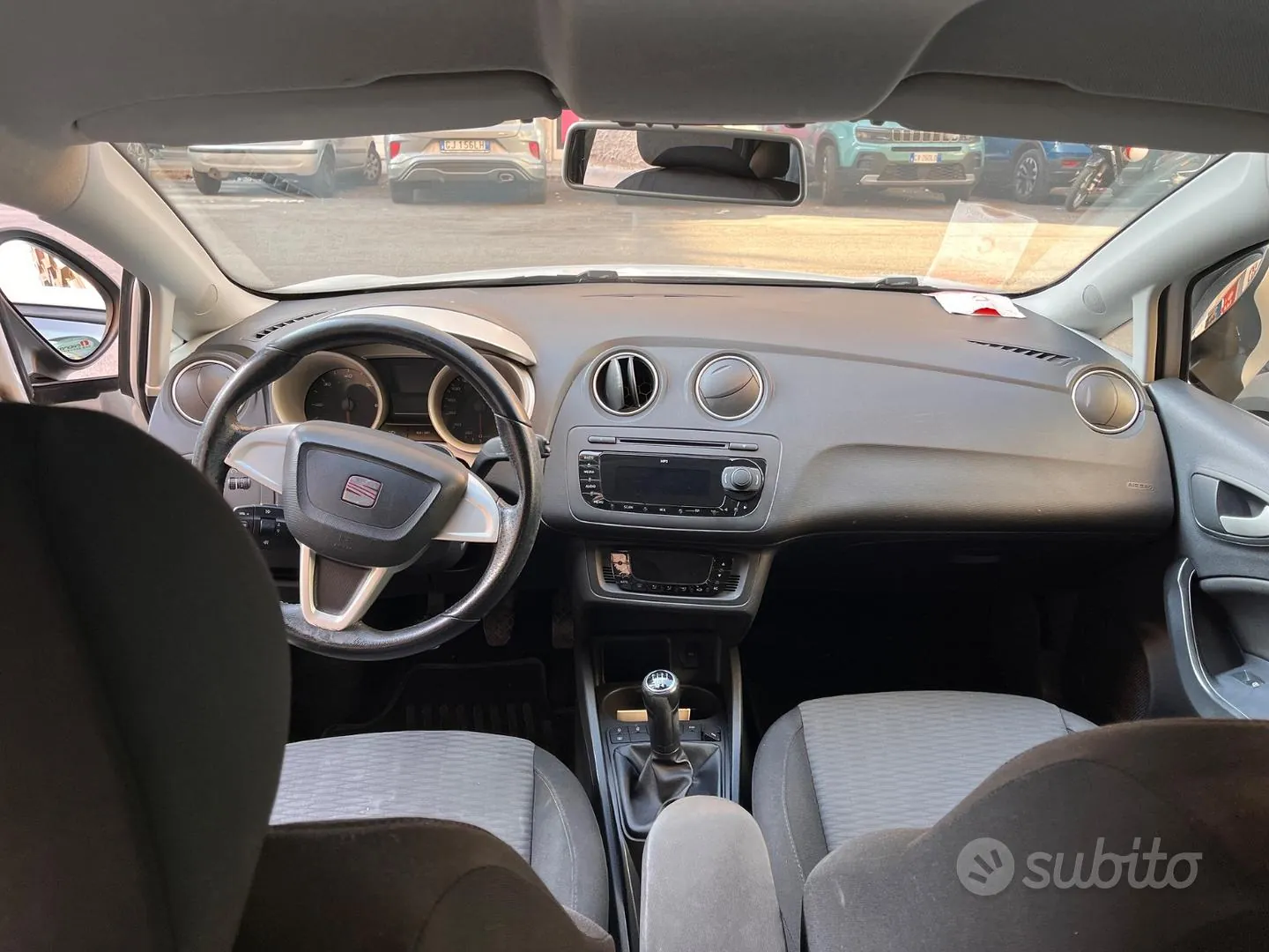 Seat Ibiza 2011 photo 4