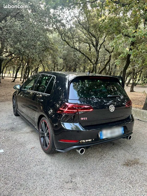 Volkswagen Golf 2020 photo 2