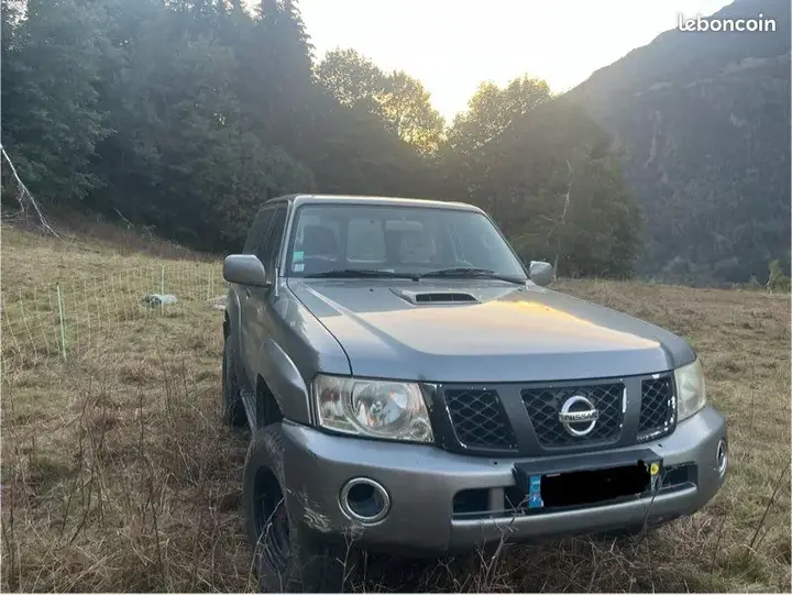 Nissan Patrol 2005 photo 2