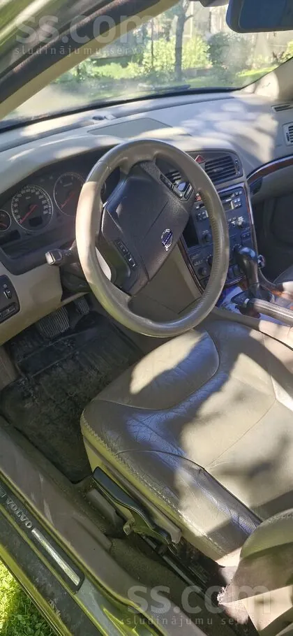 Volvo Xc70 2005 photo 2