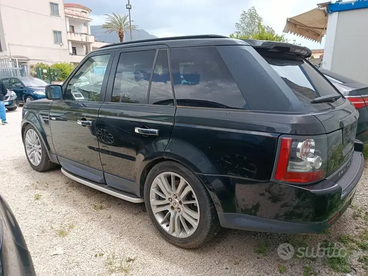 Land Rover Range Rover Sport 2010 photo 5