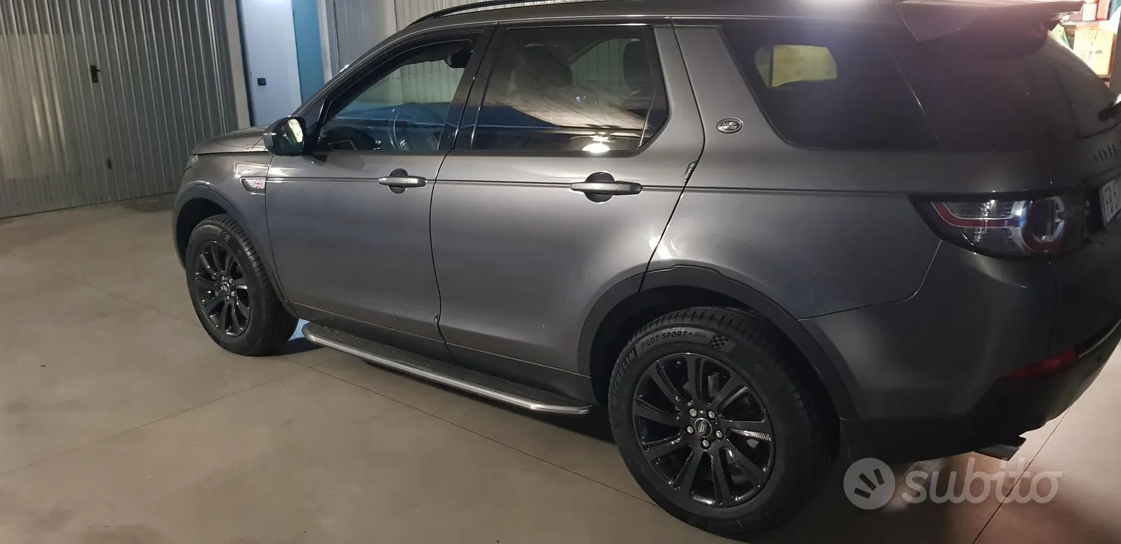 Land Rover Discovery Sport 2015 photo 3