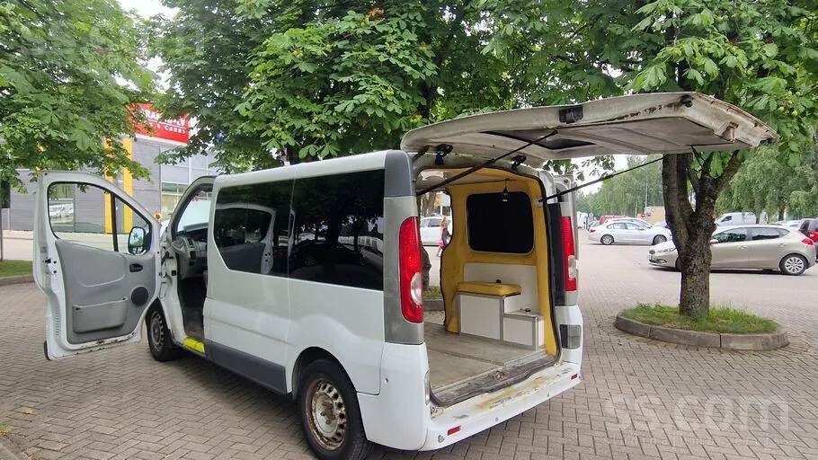 Opel Vivaro 2008 photo 4
