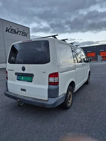 Volkswagen Transporter 2007 photo 2