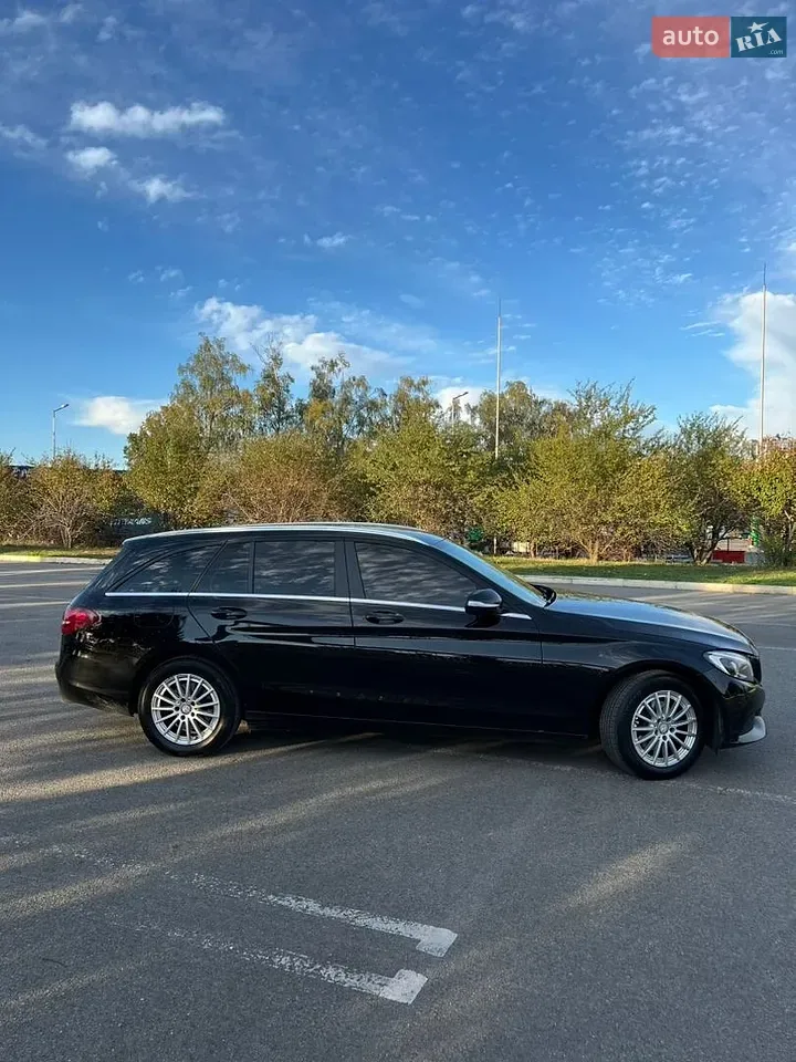 Mercedes-Benz C-Class 2015 photo 3