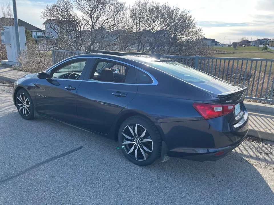 Chevrolet Malibu 2018 photo 3