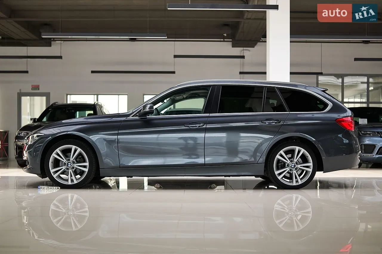 BMW 3 Series 2016 photo 4