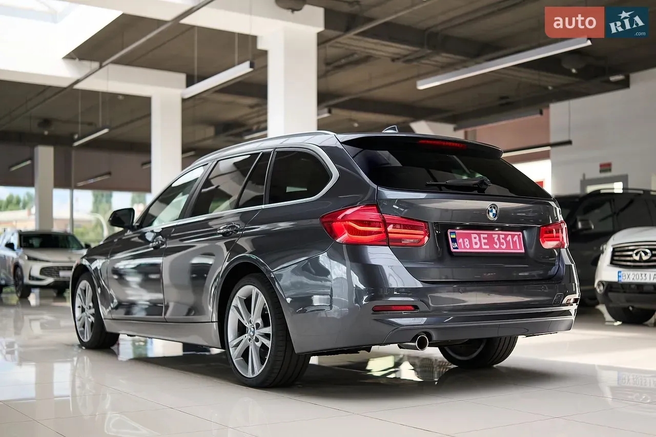 BMW 3 Series 2016 photo 5