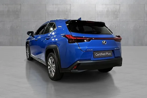 Lexus Ux300E 2022 photo 3
