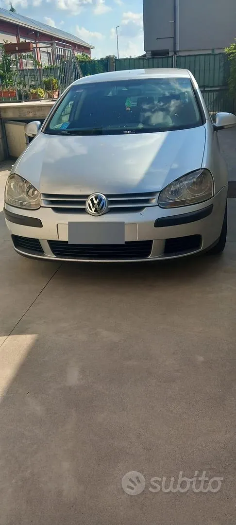 Volkswagen Golf 2004 photo 2