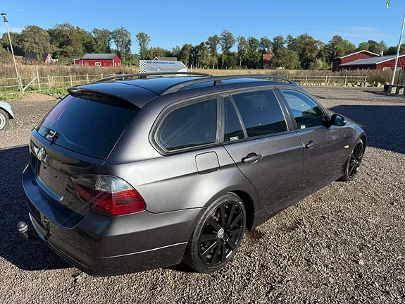 BMW 320I 2005 photo 4