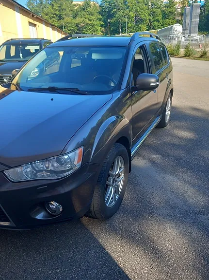 Mitsubishi Outlander 2012 photo 3