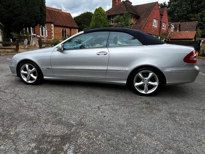 Mercedes-Benz Clk 2004 photo 5