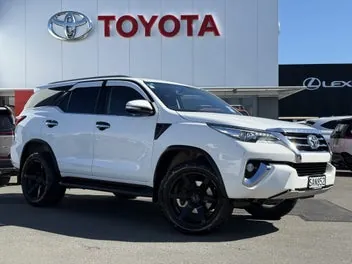Toyota Fortuner 2016 photo 2