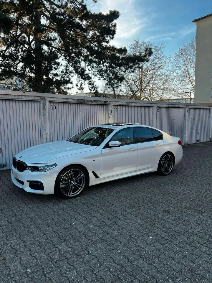 BMW 540I