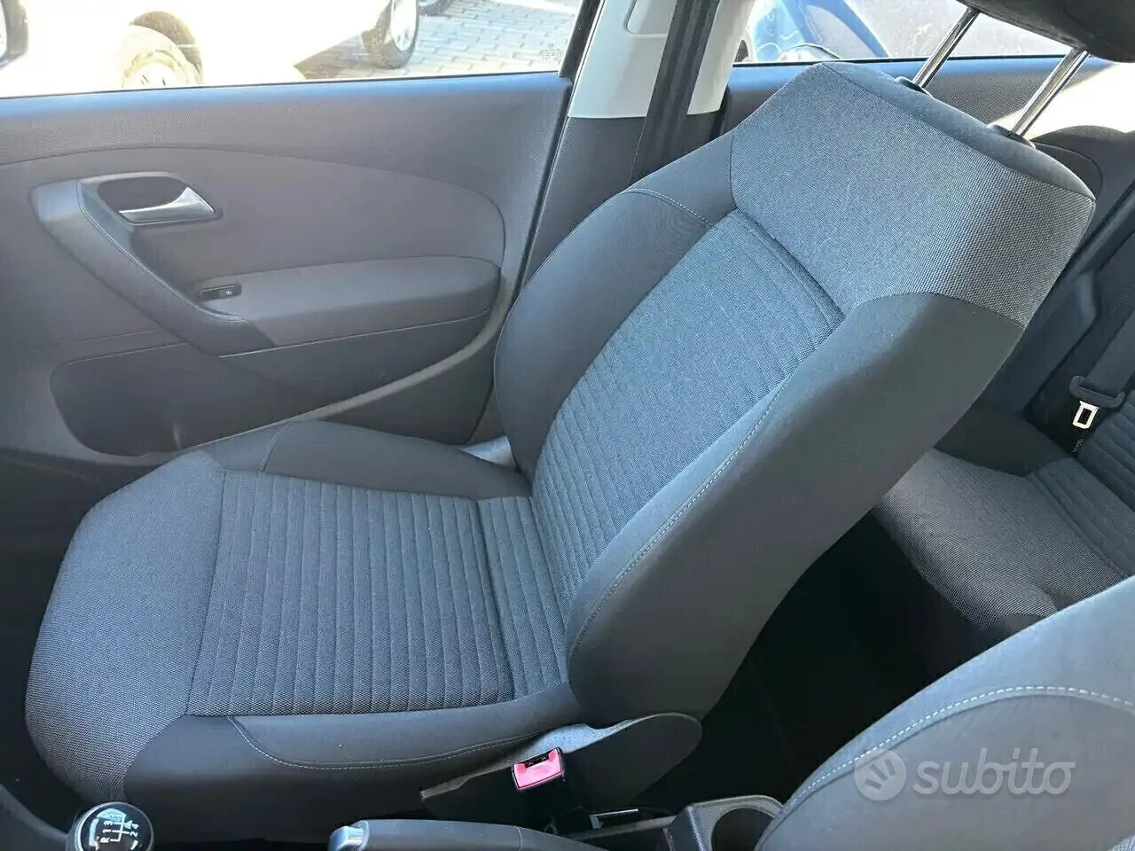 Volkswagen Polo 2014 photo 5
