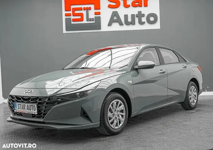 Hyundai Elantra