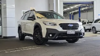 Subaru Outback 2023 photo 2