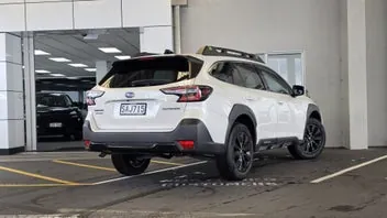 Subaru Outback 2023 photo 4