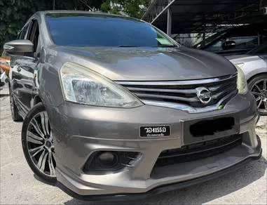 Nissan Livina