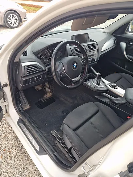 BMW 116D 2011 photo 4