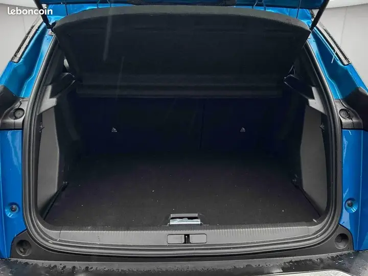 Peugeot 2008 2023 photo 5