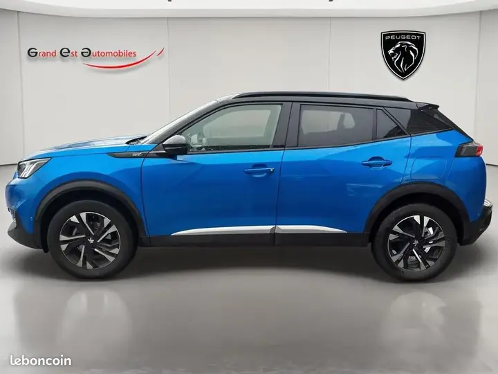 Peugeot 2008 2023 photo 2
