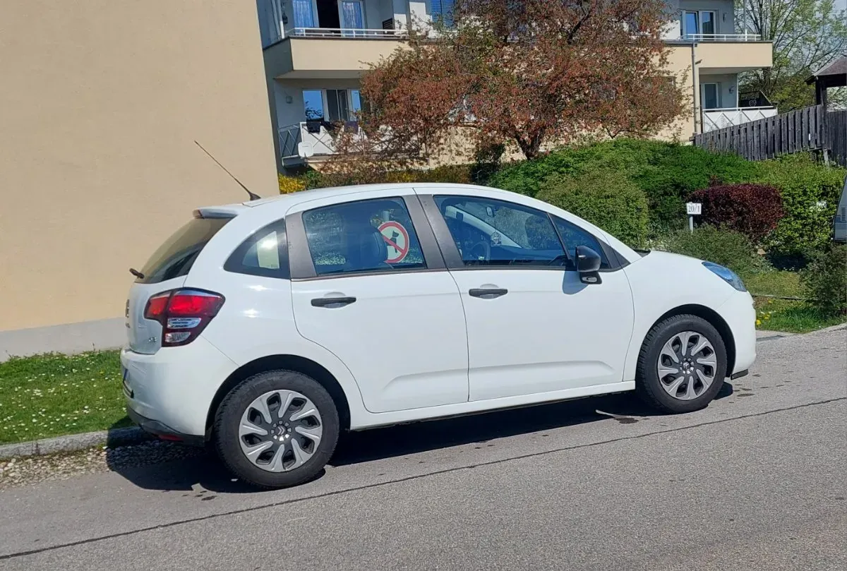 Citroen C3 2013 photo 2