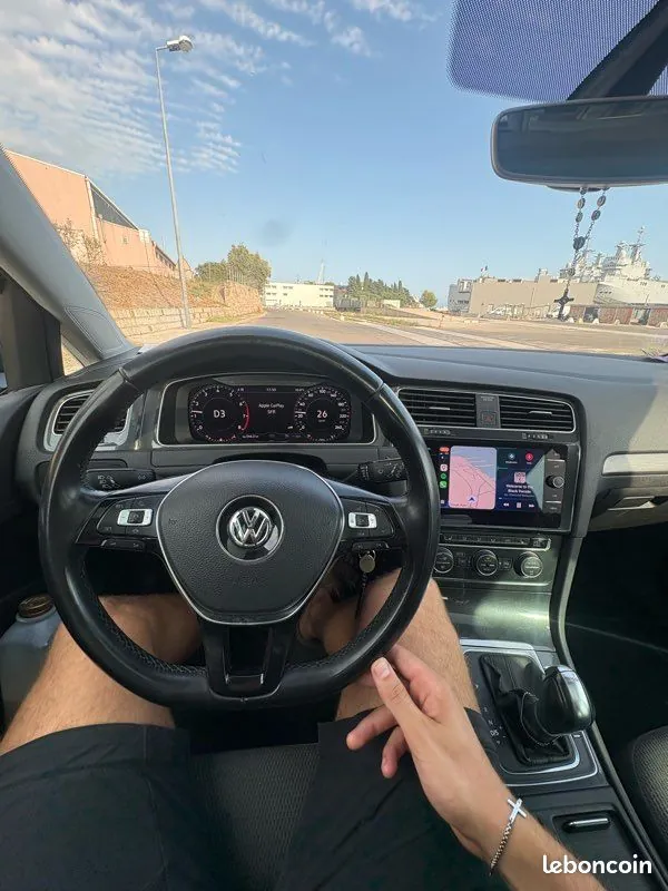 Volkswagen Golf 2019 photo 3
