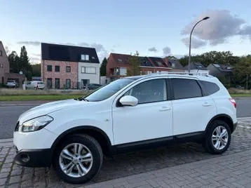 Nissan Qashqai 2011 photo 2