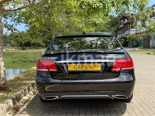 Mercedes-Benz E300 2014 photo 4
