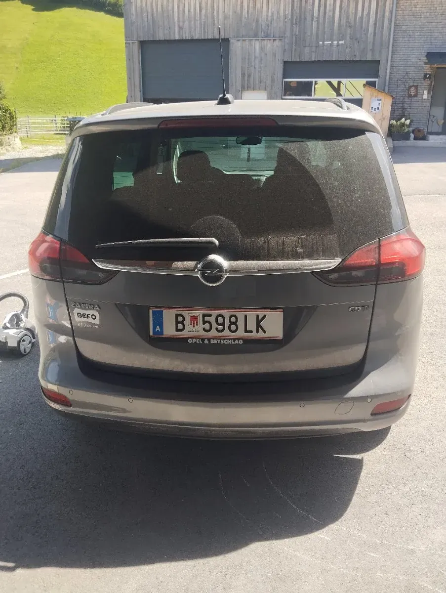 Opel Zafira 2017 photo 3