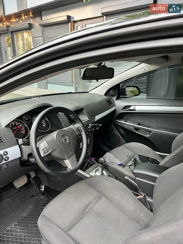 Opel Astra 2006 photo 2