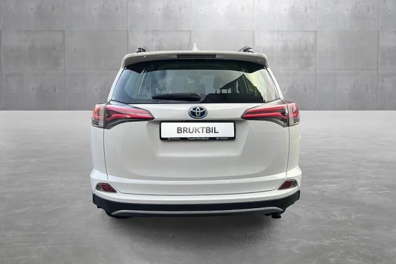 Toyota Rav4 2016 photo 4