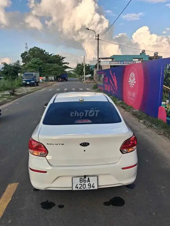 Kia Soluto 2019 photo 2