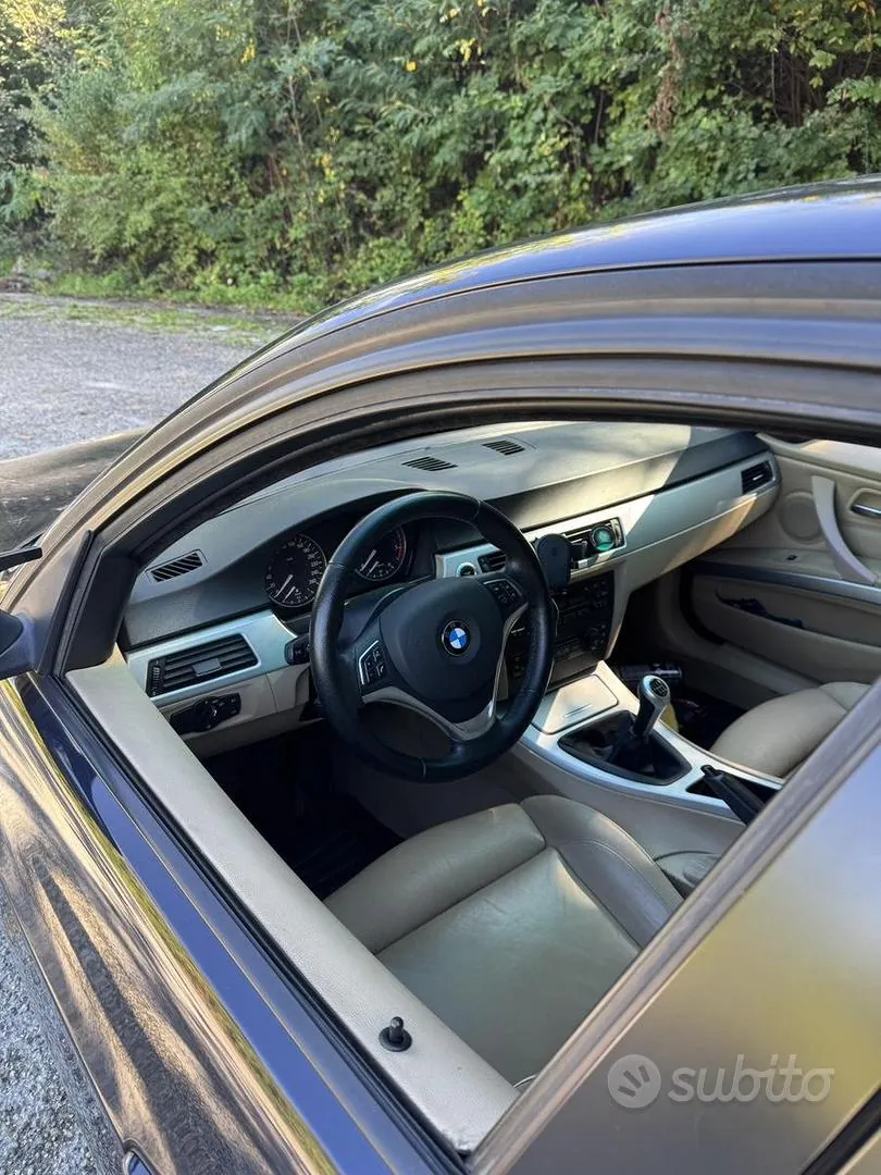 BMW 320D 2005 photo 2
