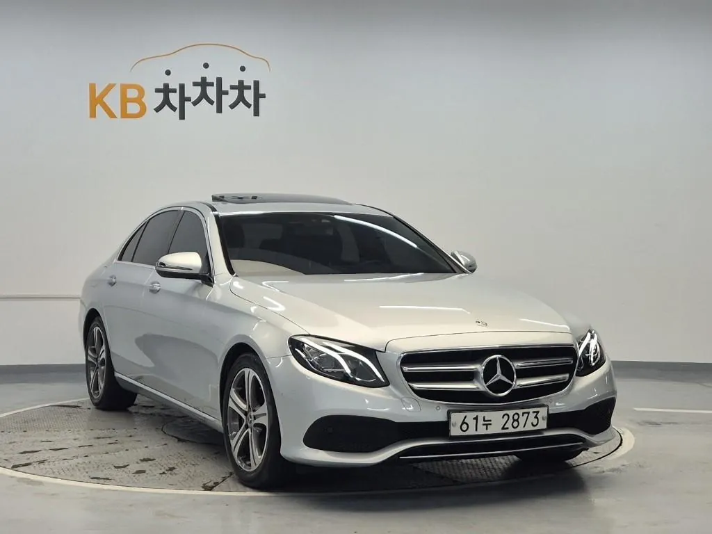 Mercedes-Benz E-Class 2019 photo 4