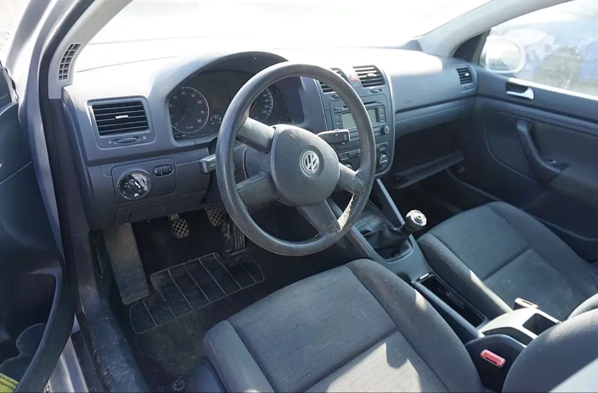 Volkswagen Golf 2004 photo 3